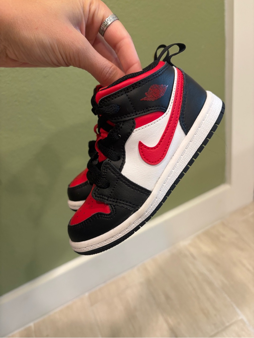 Nike JORDAN 1 MID TD 'BLACK FIRE RED' Toddler 9c